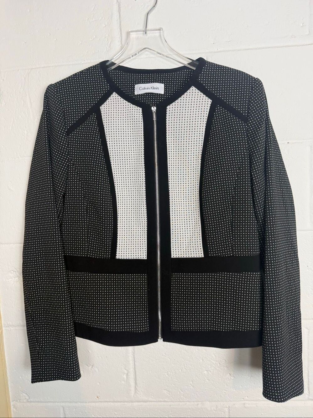 Calvin Klein Women’s Size 14 Black White Geometric Zip Front Jacket Blazer Caree